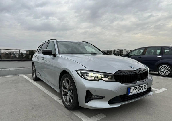 BMW Seria 3 cena 100000 przebieg: 33400, rok produkcji 2020 z Wrocław małe 254
